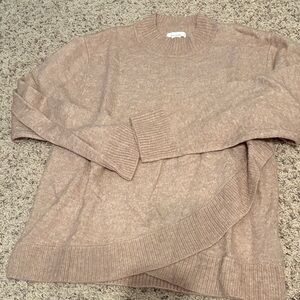 H&M women’s maternity rose pink Crewneck Sweater